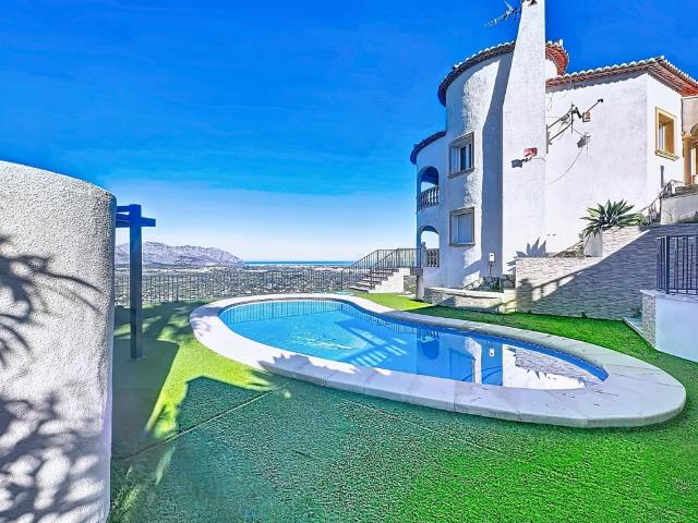 Tu refugio en las alturas de la Costa Blanca