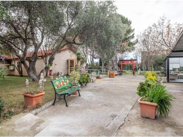 Tu refugio privado en Miralbueno: Espacio, naturaleza y una casa para soñar