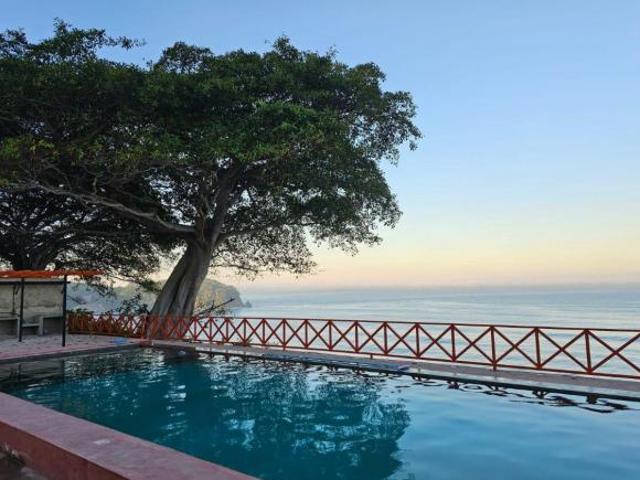 Tu Santuario Frente al Mar: Lujo, Exclusividad y Vistas a un costado del Mirador Platanitos, Nayarit