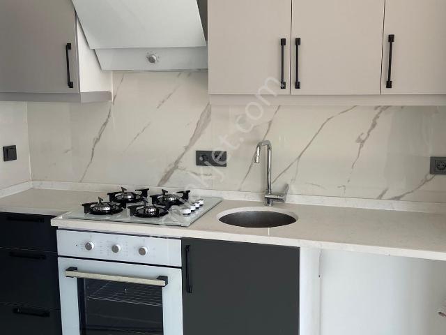 Tüm Odalardan Deniz Manzaralı Kiralık Daire