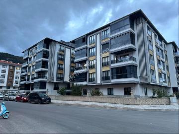Tunçez Gm Yarenler Mah Arakat 3+1 Makasçı Yapımı Satılık Daire