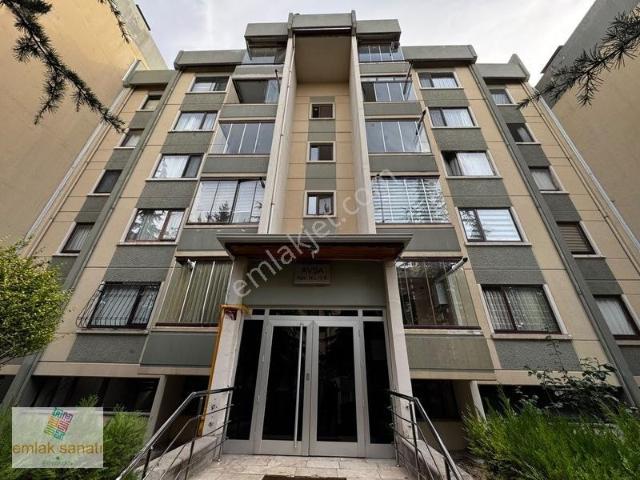 Tunahan Mahallesi Ilgazlar Sitesinde Satılık 1+1 Daire