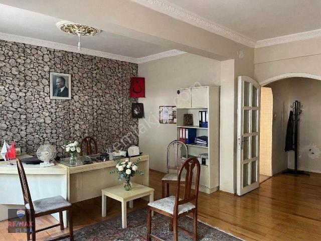 Tunalıya 10 Dakika Merkezi Lokasyon 3+1 120 M2 Yatırımlık Fırsat