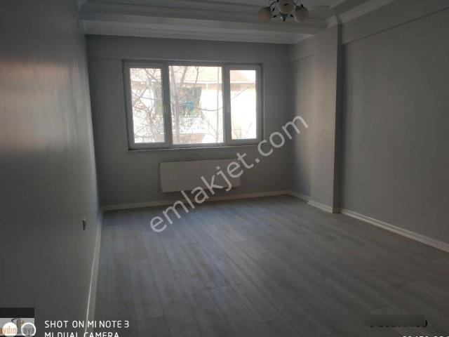 Tunalı'da Kiralık 2+1 Asansörlü Balkonlu Bakımlı Daire