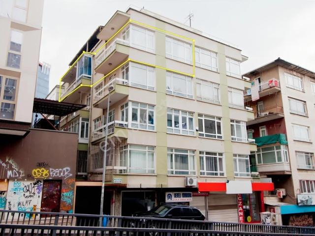 Tunalı Hilmi Akay Yokuşu Meclis Karşısı Merkez Konumda 3+1 Daire