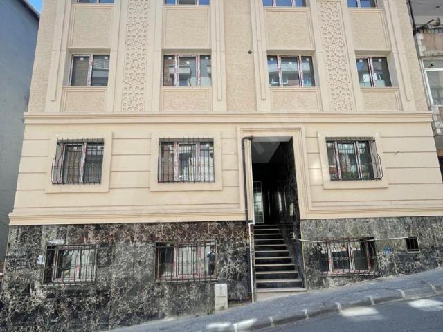 TUNCAY'DAN ŞİŞLİ'DE SIFIR BİNADA SIFIR EŞYALI FATURALAR DAHİL1+0