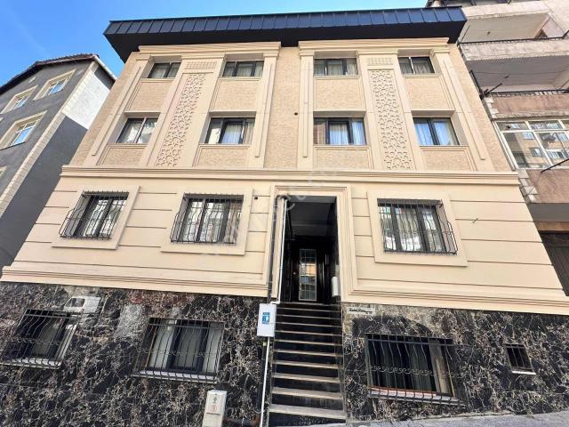 Tuncay'dan Şişli'de Sıfır Binada Sıfır Eşyalı Faturalar Dahil1+0