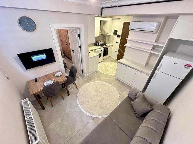 Tuncaydan Nezih Konum Yeni Bina Ful Lüx Eşyalı 1+1 Daire