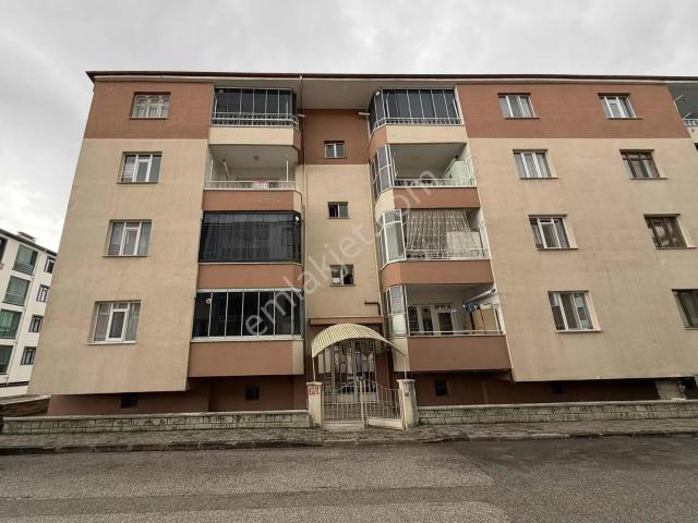 Tuncaygül'den Satılık Ara Kat 3+1 Daire