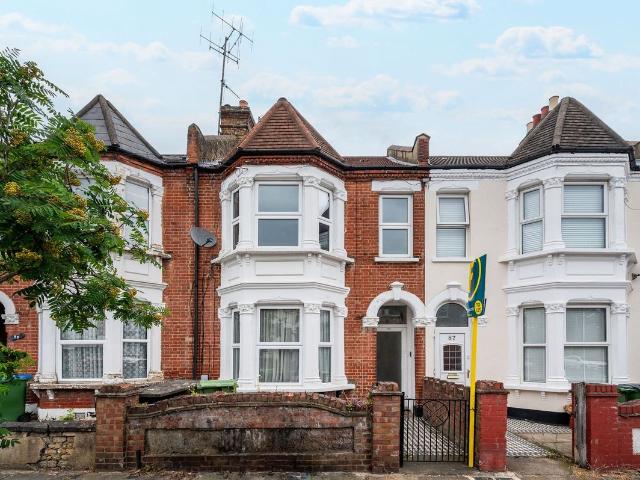 Tuam Road, Plumstead, London SE18, 2 bed flat to rent, £1,575 pcm | PrimeLocation