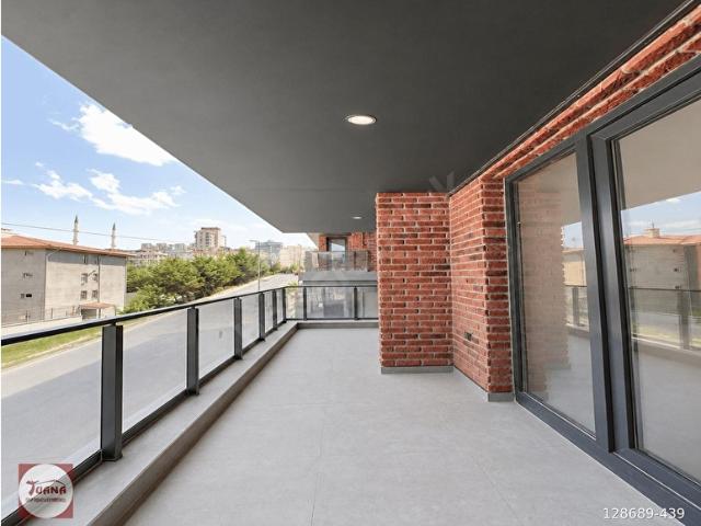 TUANA YAPI'DAN AKEVLER'DE ULTRA LUX BALKONLU OTOPARKLI 2+1 DAİRE