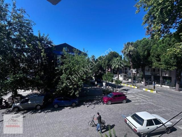 Tuana Gayrimenkul'den Gülpınar'da 2+1 Kiralık Daire