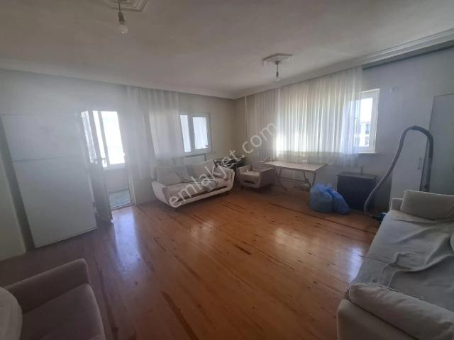 Tubel İnşaat & Gayrimenkul’den Kiralık 1+1 Geniş Apart