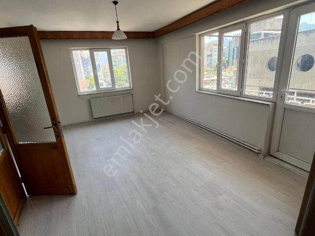 Tubel İnşaat Gayrimenkulden Topraklık Kiralık 140 M2 3+1 Daire