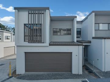 Tucked Away Comfort in a Convenient Parkinson Location