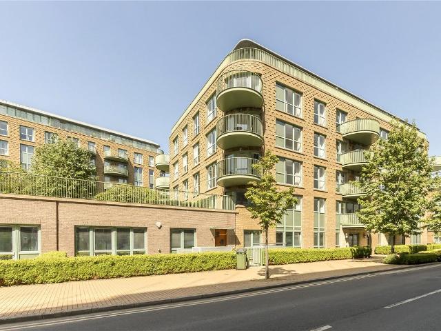 Kidbrooke, London SE3, 1 bed flat to rent, £1,900 pcm | PrimeLocation