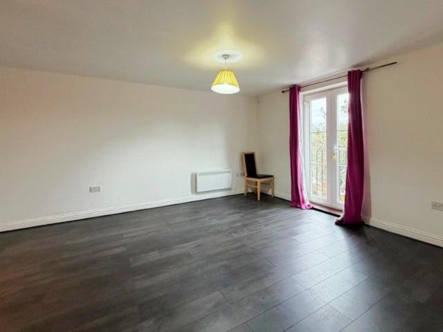 Tudor Way, Knaphill, GU21