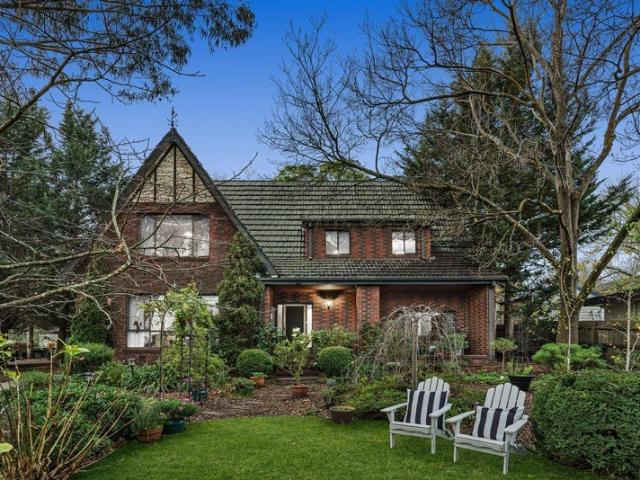 Tudor character home of rare scale and setting in central Eltham