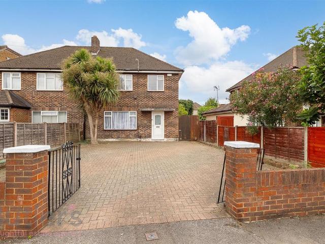 Tudor Drive, Morden 3 bed semi detached house to rent £2,500 pcm £577 pw