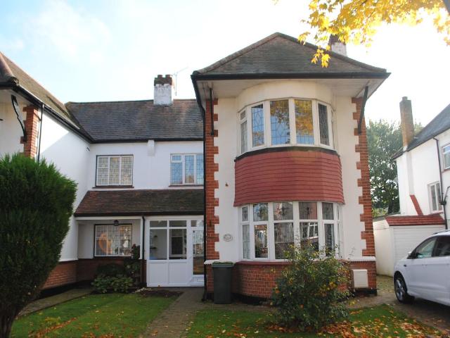 Tudor Gardens, Leigh On Sea SS9, 5 bed semi detached house to rent, £2,400 pcm | PrimeLocation