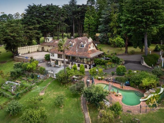 Tudor Lodge Historic 1930s Gembrook Estate on 8.6 Acres with Multiple Dwellings