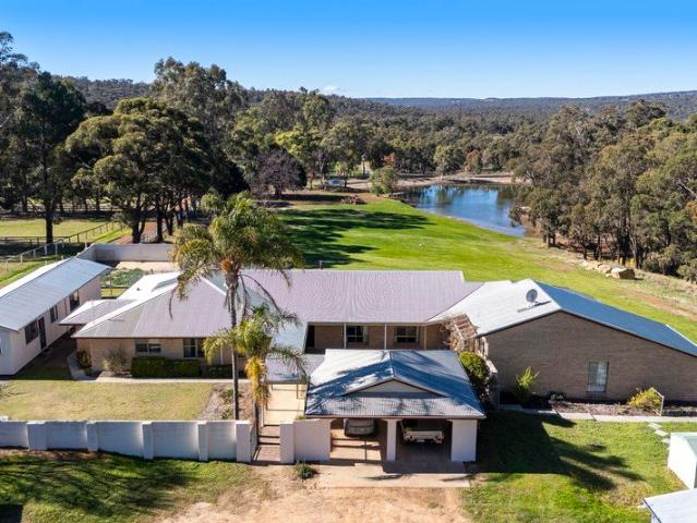 TUDOR PARK A RARE EQUESTRIAN AND LIFESTYLE OPPORTUNITY