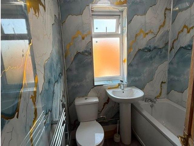 Tudor Road, Luton LU3, 3 bed semi detached house to rent, £1,700 pcm | PrimeLocation