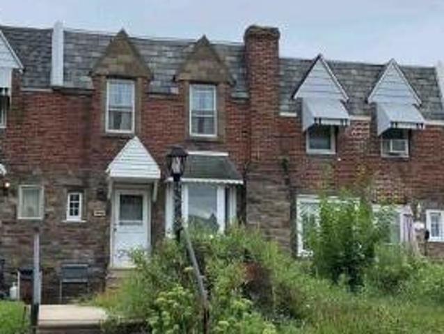Tudor St