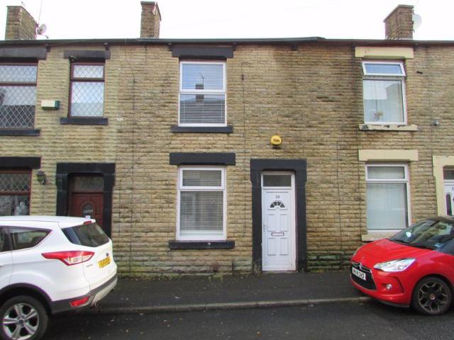 Tudor Street Shaw. 2 bed terraced house to rent £825 pcm £190 pw