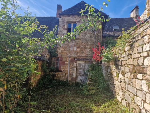 Tuernne Maison de caractère à rénover