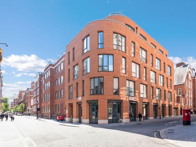 Tufton Street, Eglise House SW1P, 3 bed flat to rent, £9,500 pcm | PrimeLocation