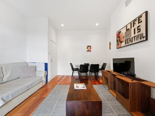 Tufnell Park Road, Tufnell Park, London 2 bed flat to rent £4,250 pcm £981 pw