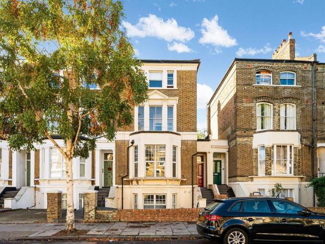 Tufnell Park Road, London 1 bed flat to rent £2,000 pcm £462 pw
