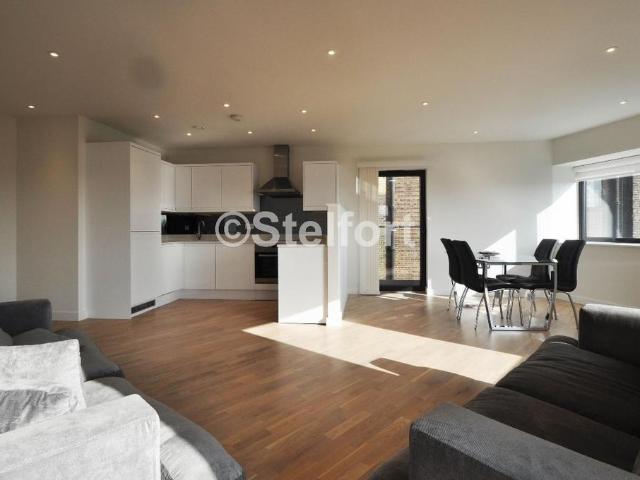 Tufnell Park Road, London, N7 2 bed apartment to rent £2,600 pcm £600 pw