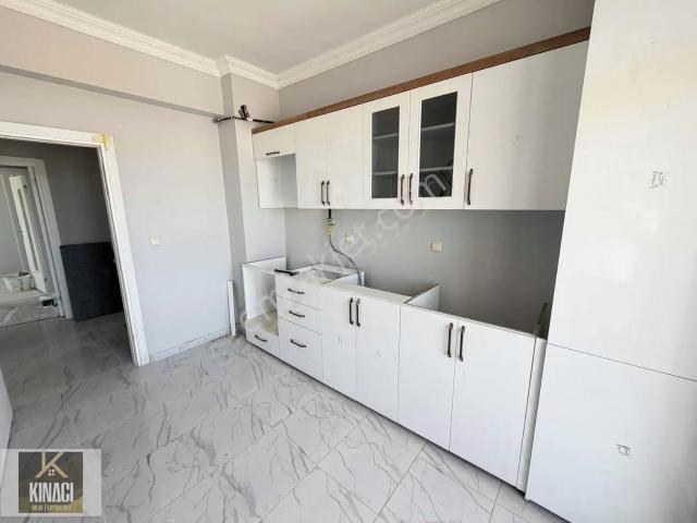 Tugay Kınacı'dan Çamurlu Da Kiralık 3+1 Ara Kat Daire