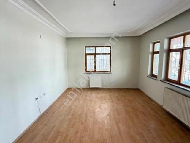 Tugay Kınacı'dan Zafer Mah Kiralık 3+1 Daire