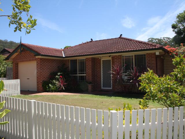 Tuggerah 1 Burbank Drive