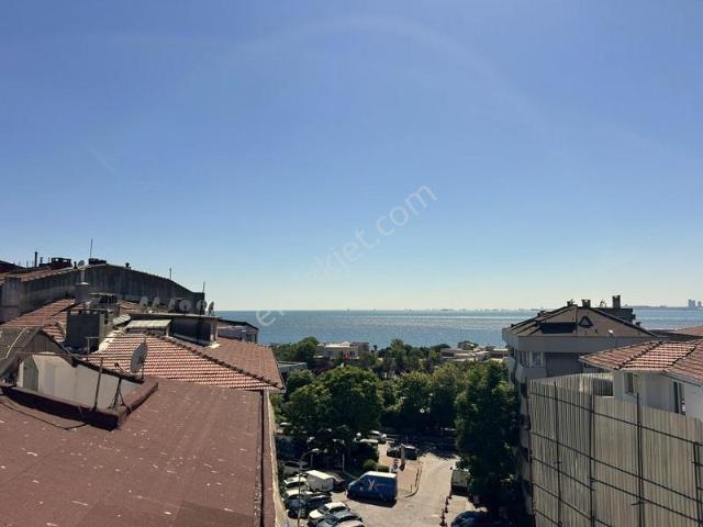 Tülay Özkök'ten Mühürdar'da 2 Teras Deniz Manzaralı Kiralık Çatı