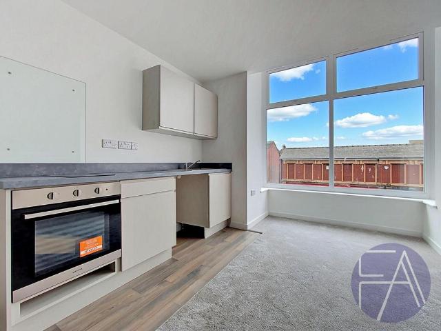 Tulketh Street, Southport PR8 Studio to rent £695 pcm £160 pw