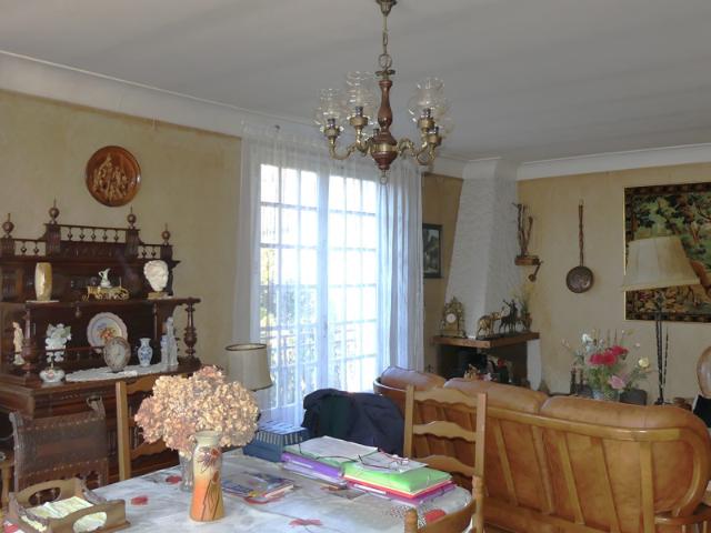 TULLE 19 Maison familiale 101m2, à 15 minutes à pied du