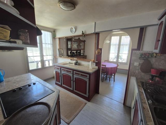 Tulle: appartement de 120.55m2 avec balcon à acheter