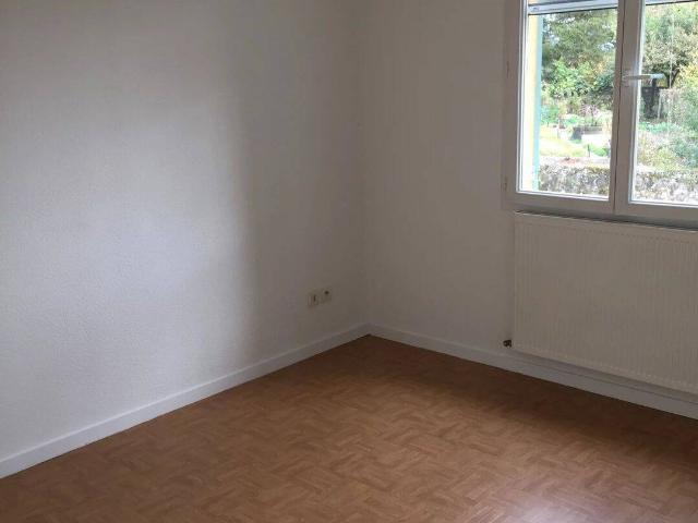 TULLINS BEAU T2 + BALCON + PARKING + CAVE