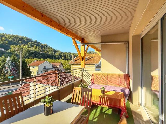 TULLINS, T2 45,30 m2 + garage