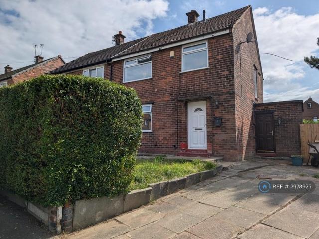 Tully Avenue, Newton Le Willows, WA12 3 bed semi detached house to rent £1,200 pcm £277 pw