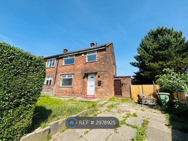 Tully Avenue, Newton Le Willows WA12, 3 bed semi detached house to rent, £1,250 pcm | PrimeLocation