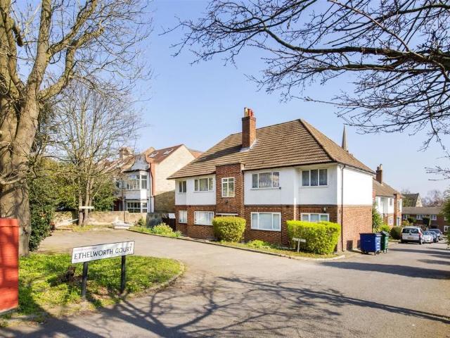 Tulse Hill, London SW2, 2 bed flat to rent, £1,825 pcm | PrimeLocation