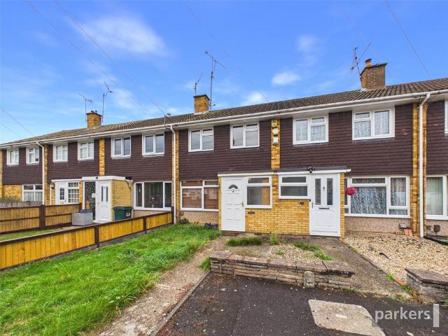 Tupsley Road, Berkshire RG1 3 bed terraced house to rent £1,795 pcm £414 pw
