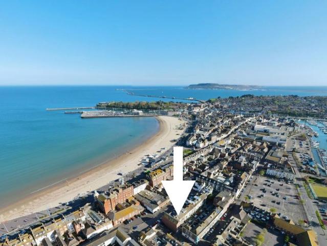 Turton Street, Weymouth DT4, 2 bed flat to rent, £900 pcm | PrimeLocation