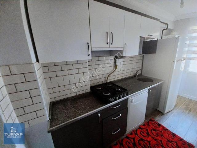 Turyap'tan A.ü Yakını Eşyalı Asansörlü Geniş Kiralık 1+1