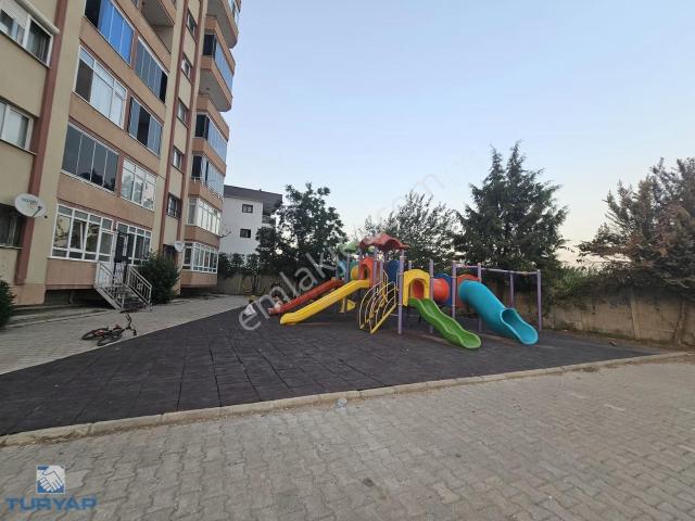 Turyaptan Aydın Cad. Yakını Sitede 3+1 Kiralık 140 Mt2